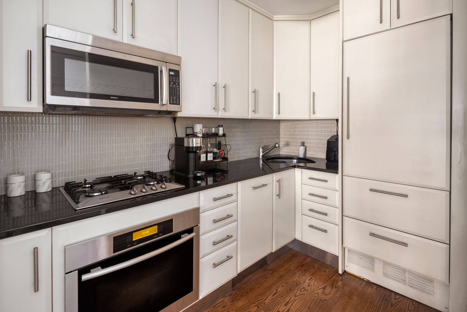 Real estate property located at 200 89TH #10E, New York, Yorkville, New York City, NY, US