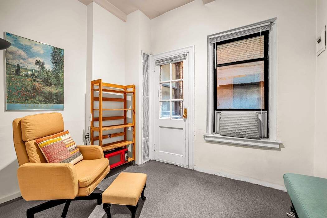 Real estate property located at 425 86th #1B/D, New York, Upper East Side, New York City, NY, US