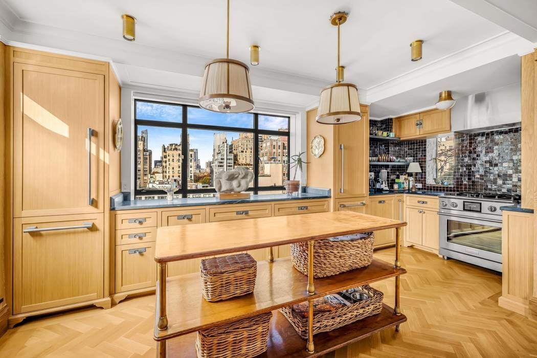 Real estate property located at 44 67th #11D, New York, Lenox Hill, New York City, NY, US