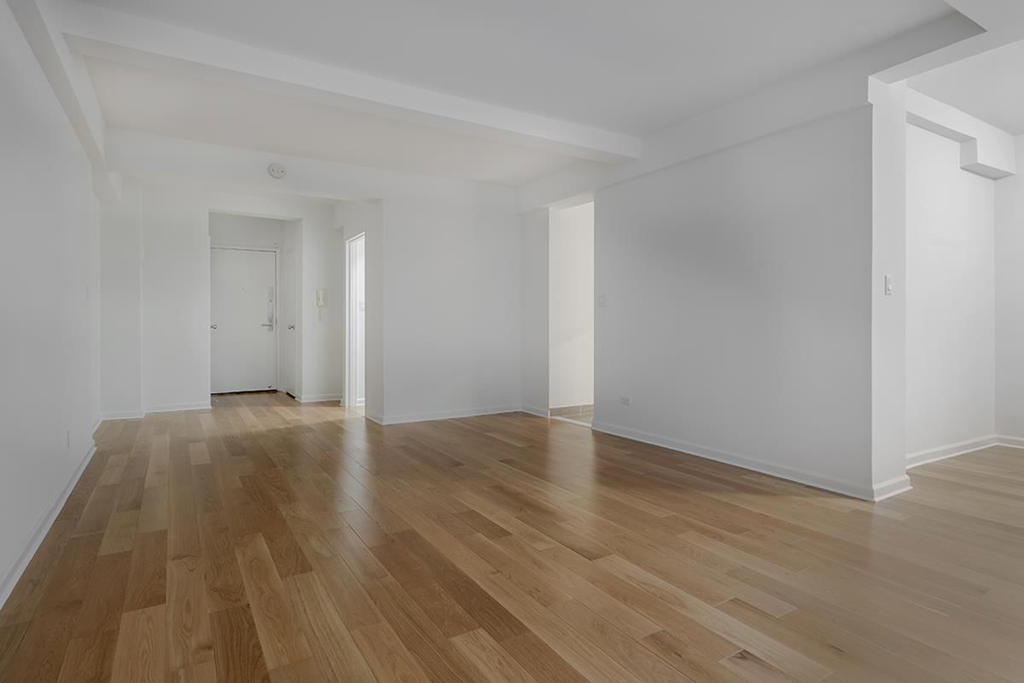 Real estate property located at 7 Lexington #1-H, New York, Gramercy Park, New York City, NY, US