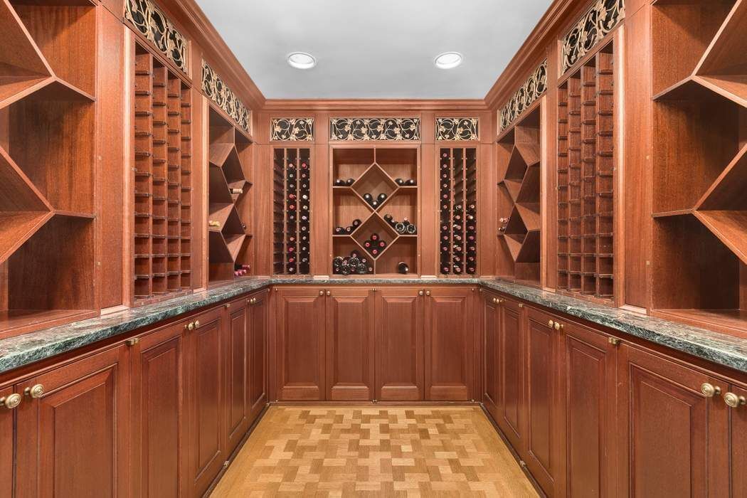 Real estate property located at 4 79th, New York, Upper East Side, New York City, NY, US