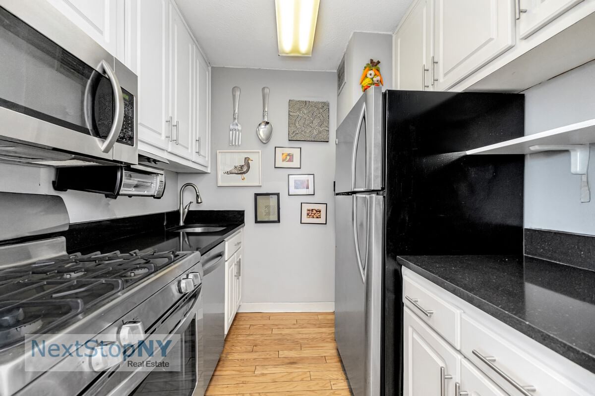 Real estate property located at 245 54TH #17G, New York, Sutton Place, New York City, NY, US