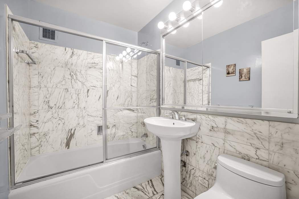 Real estate property located at 500 83rd #11B, New York, Upper East Side, New York City, NY, US
