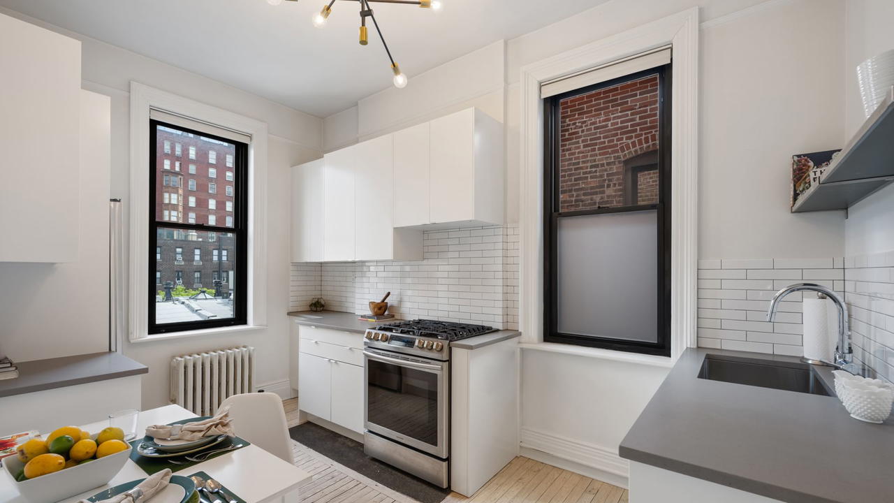Real estate property located at 231 21ST #5C, New York, Chelsea, New York City, NY, US