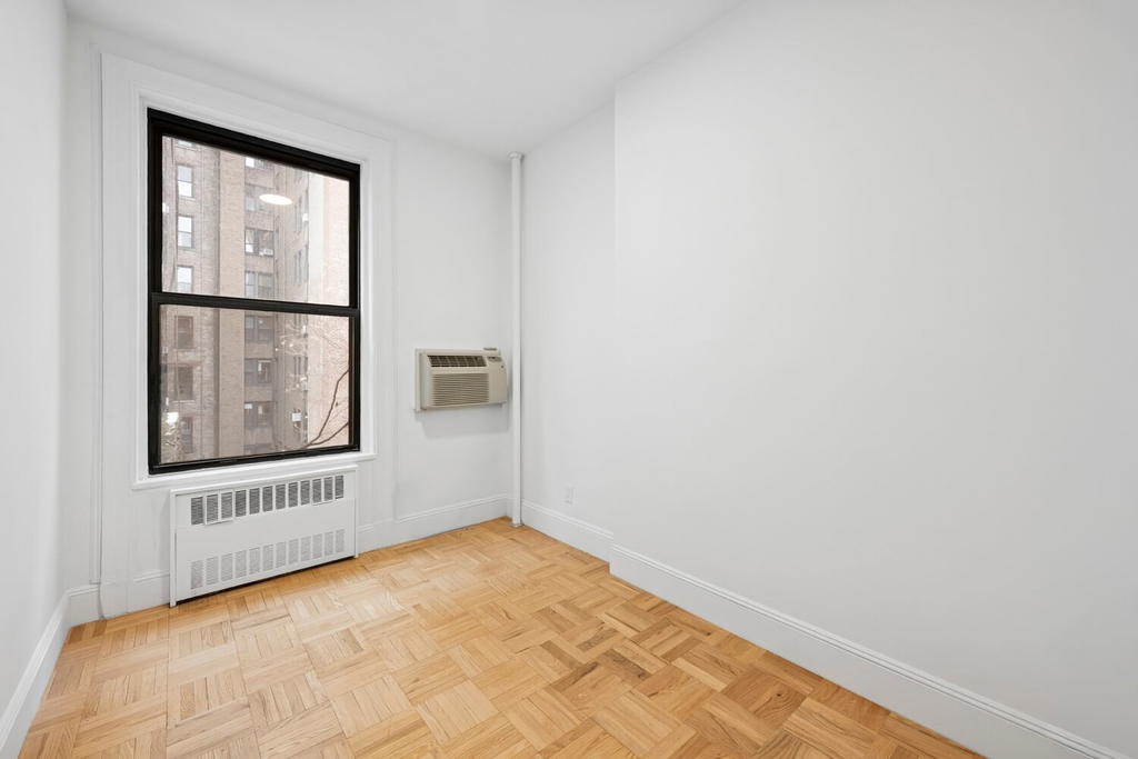 Real estate property located at 132 80TH #4R, New York, Upper West Side, New York City, NY, US
