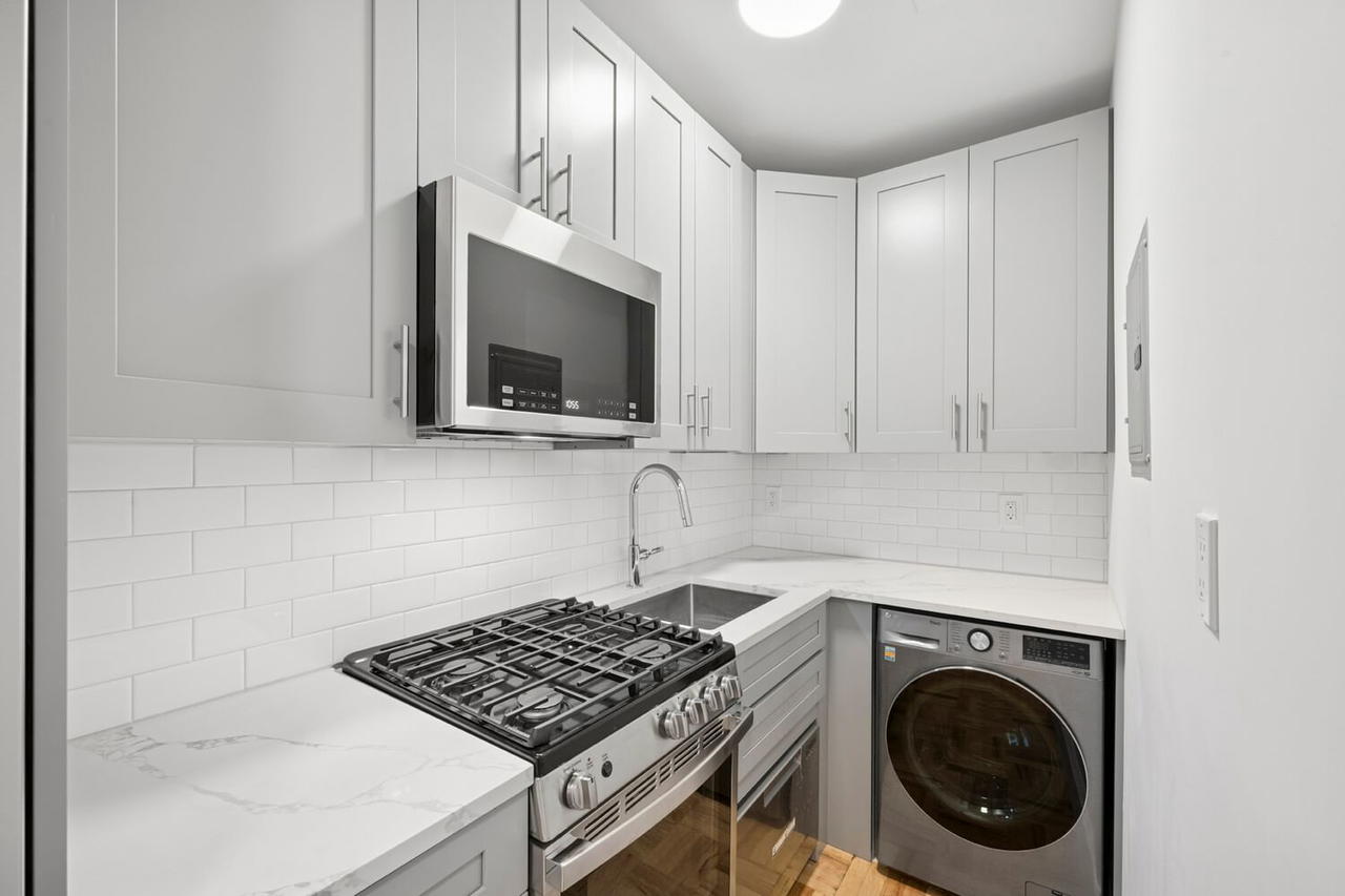 Real estate property located at 132 80TH #4R, New York, Upper West Side, New York City, NY, US