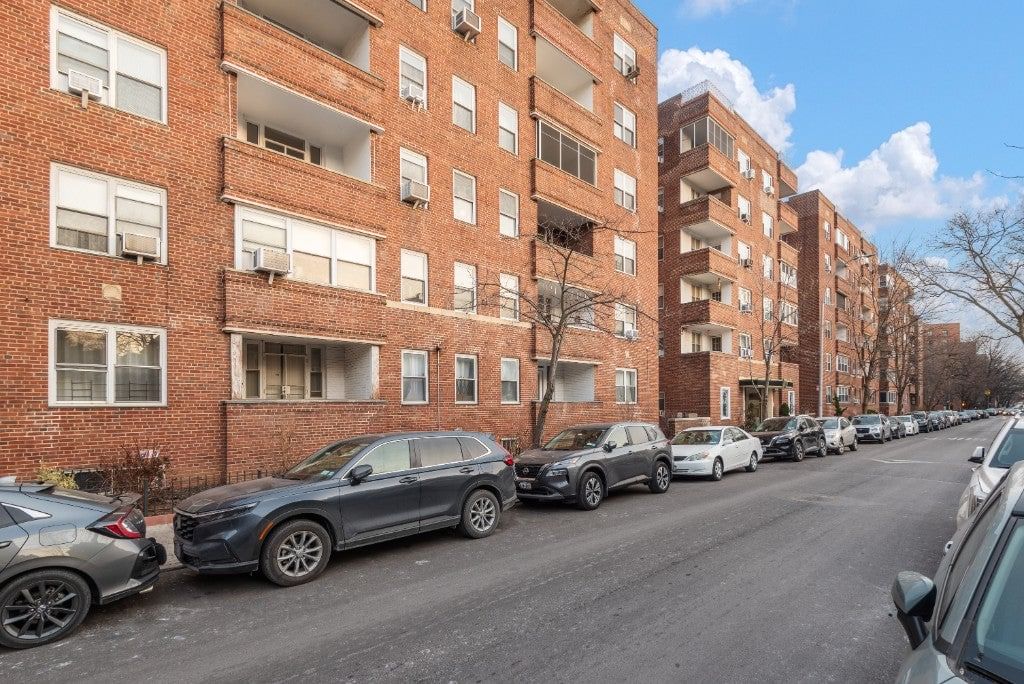 Real estate property located at 34-41 85th #4S, Queens, Jackson Heights, New York City, NY, US