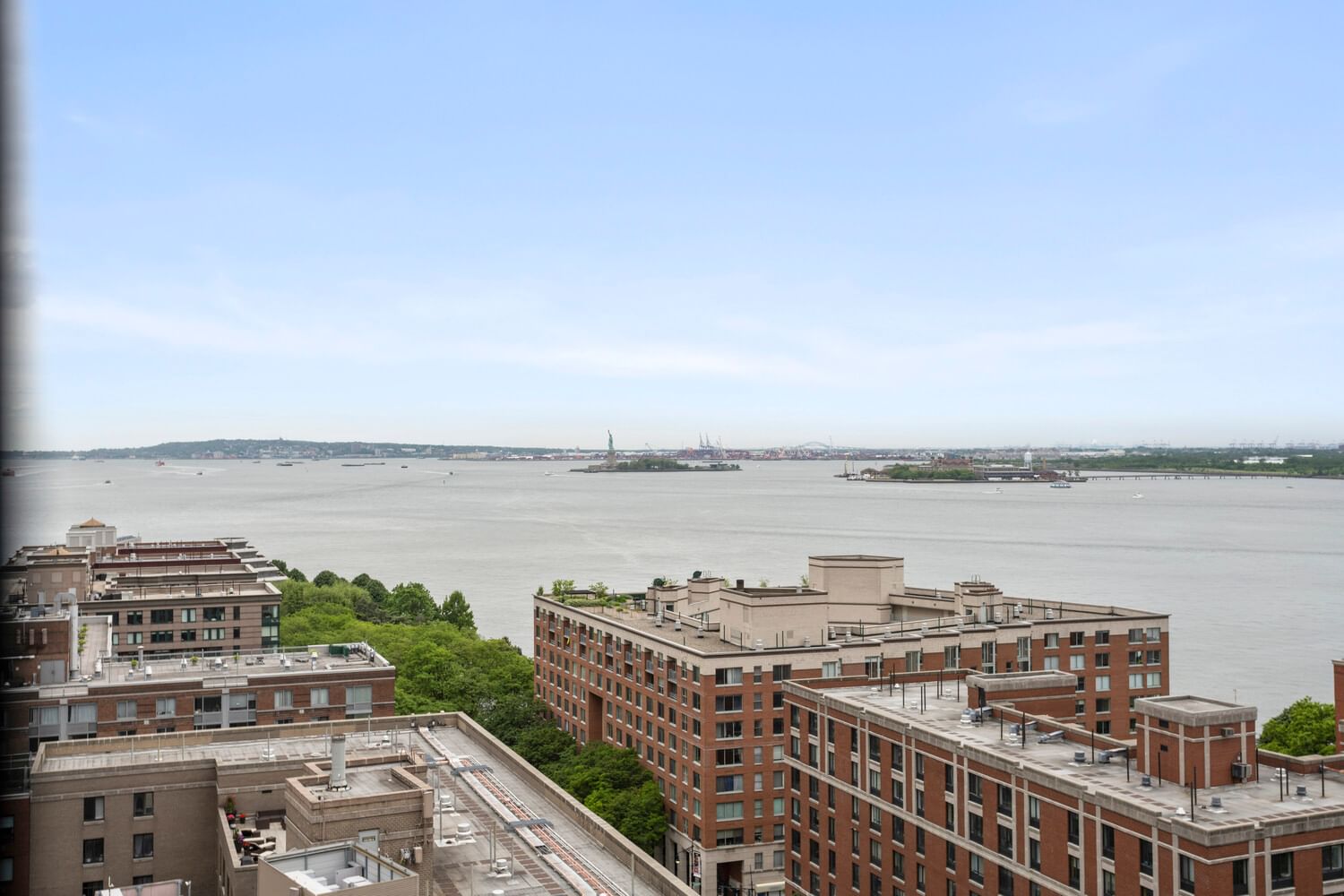 Real estate property located at 225 RECTOR #19E, New York, Battery Park City, New York City, NY, US