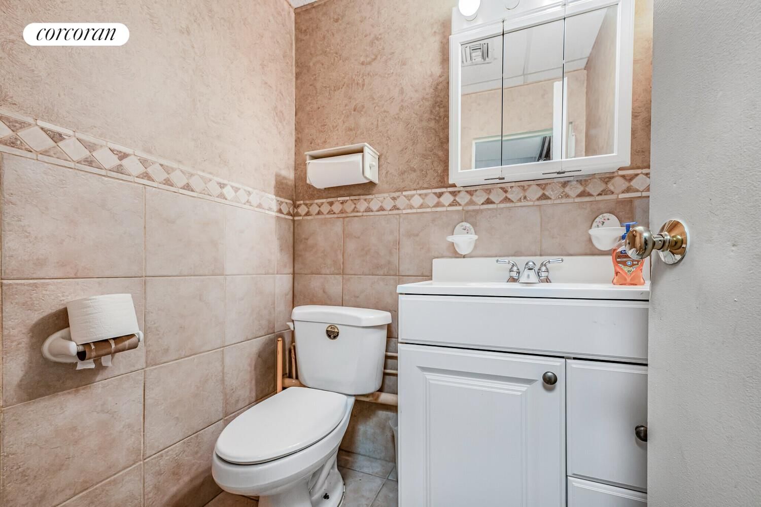 Real estate property located at 162-12-20 77TH, Queens, Flushing, New York City, NY, US