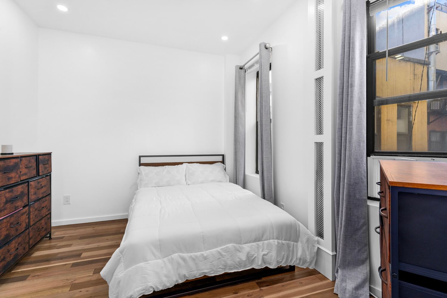 Real estate property located at 309 HOUSTON #4E, New York, Lower East Side, New York City, NY, US