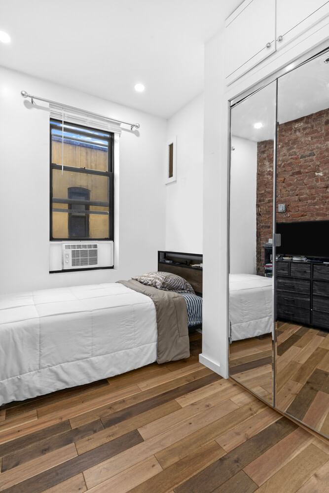 Real estate property located at 309 HOUSTON #4E, New York, Lower East Side, New York City, NY, US