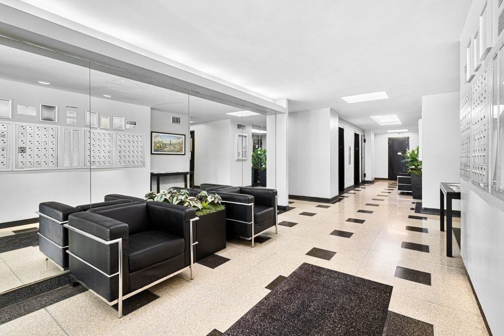 Real estate property located at 2 Fordham Hill Oval #16B, Bronx, University Heights, New York City, NY, US