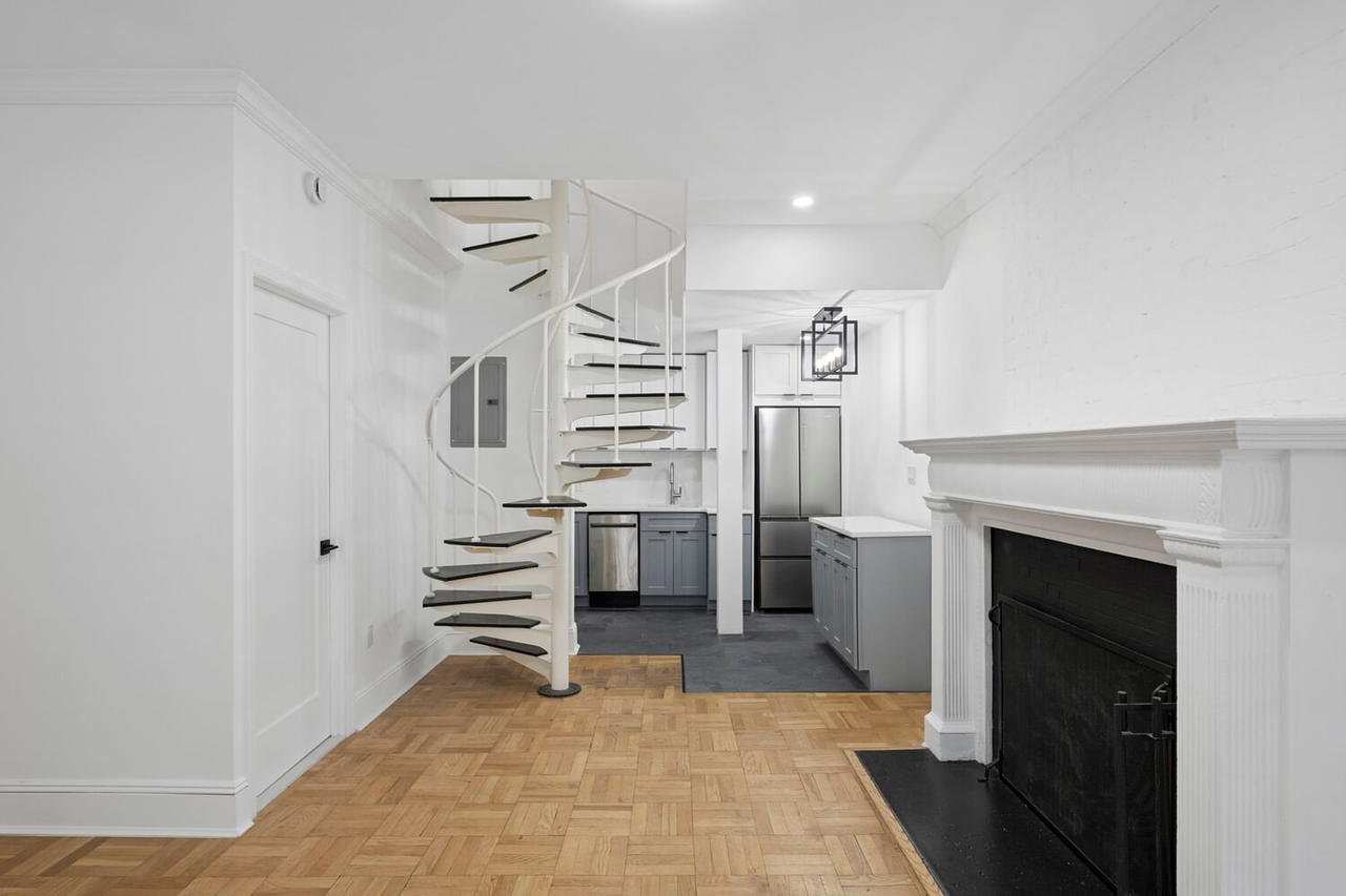 Real estate property located at 134 80TH PARLOR, New York, Upper West Side, New York City, NY, US