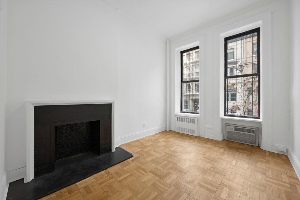 Real estate property located at 134 80TH PARLOR, New York, Upper West Side, New York City, NY, US
