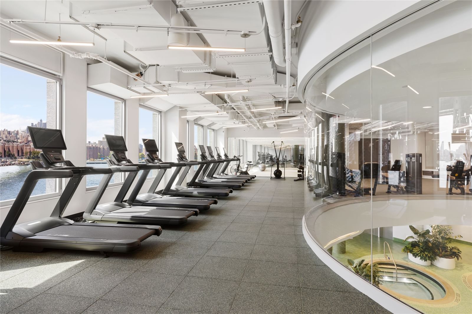 Real estate property located at 8 4th #32E, Kings, Williamsburg, New York City, NY, US