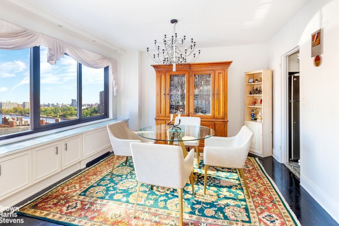 Real estate property located at 530 72ND #10B, New York, Lenox Hill, New York City, NY, US
