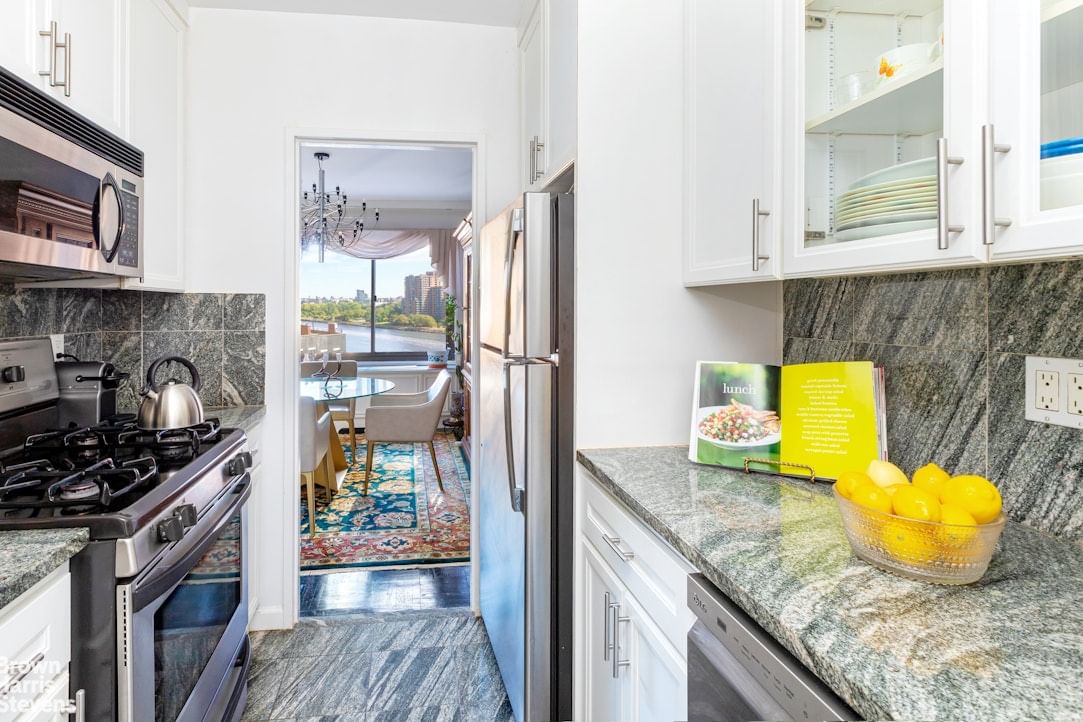 Real estate property located at 530 72ND #10B, New York, Lenox Hill, New York City, NY, US