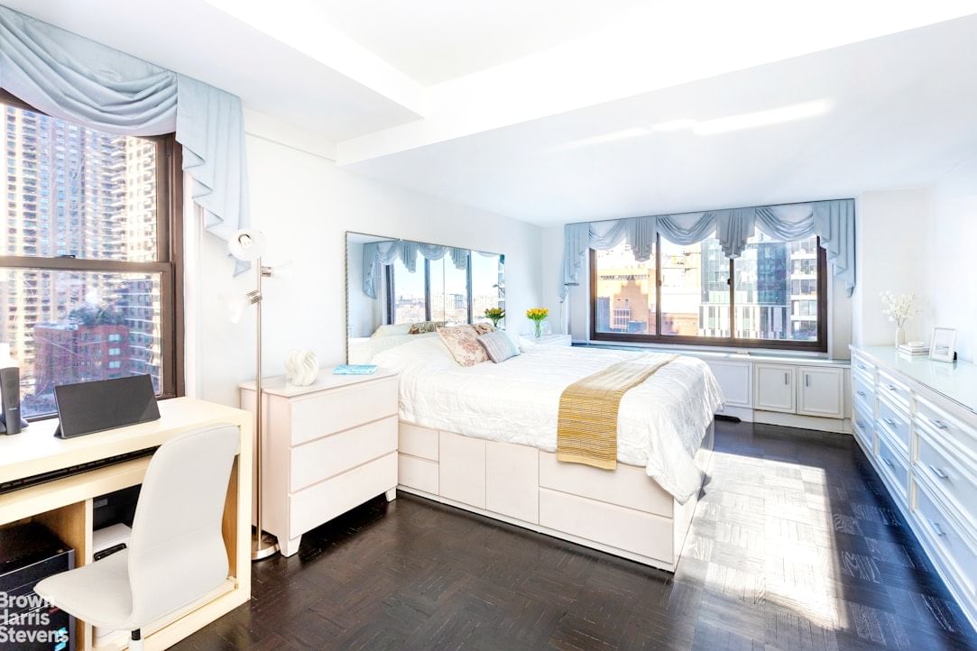 Real estate property located at 530 72ND #10B, New York, Lenox Hill, New York City, NY, US