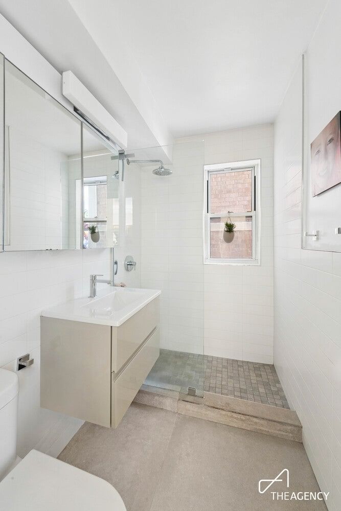 Real estate property located at 321 45TH #7G, New York, Turtle Bay, New York City, NY, US