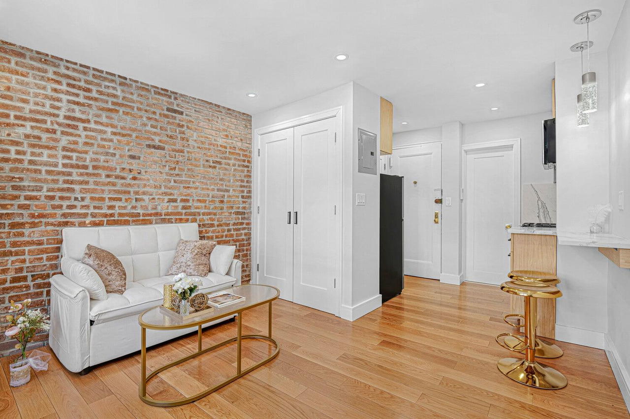 Real estate property located at 451 22ND #3R, New York, Chelsea, New York City, NY, US