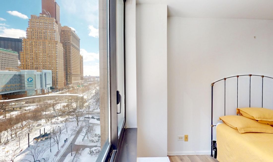 Real estate property located at 200 RECTOR #8U, New York, Battery Park City, New York City, NY, US