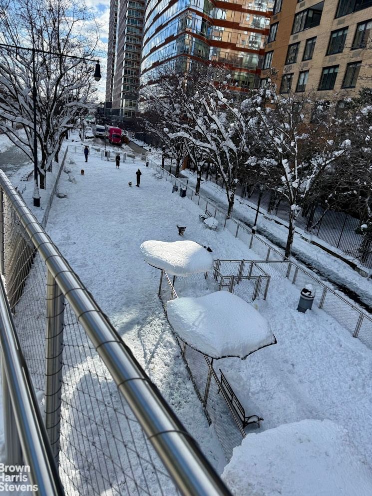 Real estate property located at 200 RECTOR #8U, New York, Battery Park City, New York City, NY, US