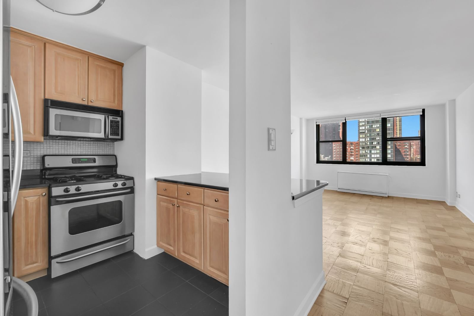 Real estate property located at 340 93rd #16B, New York, Upper East Side, New York City, NY, US