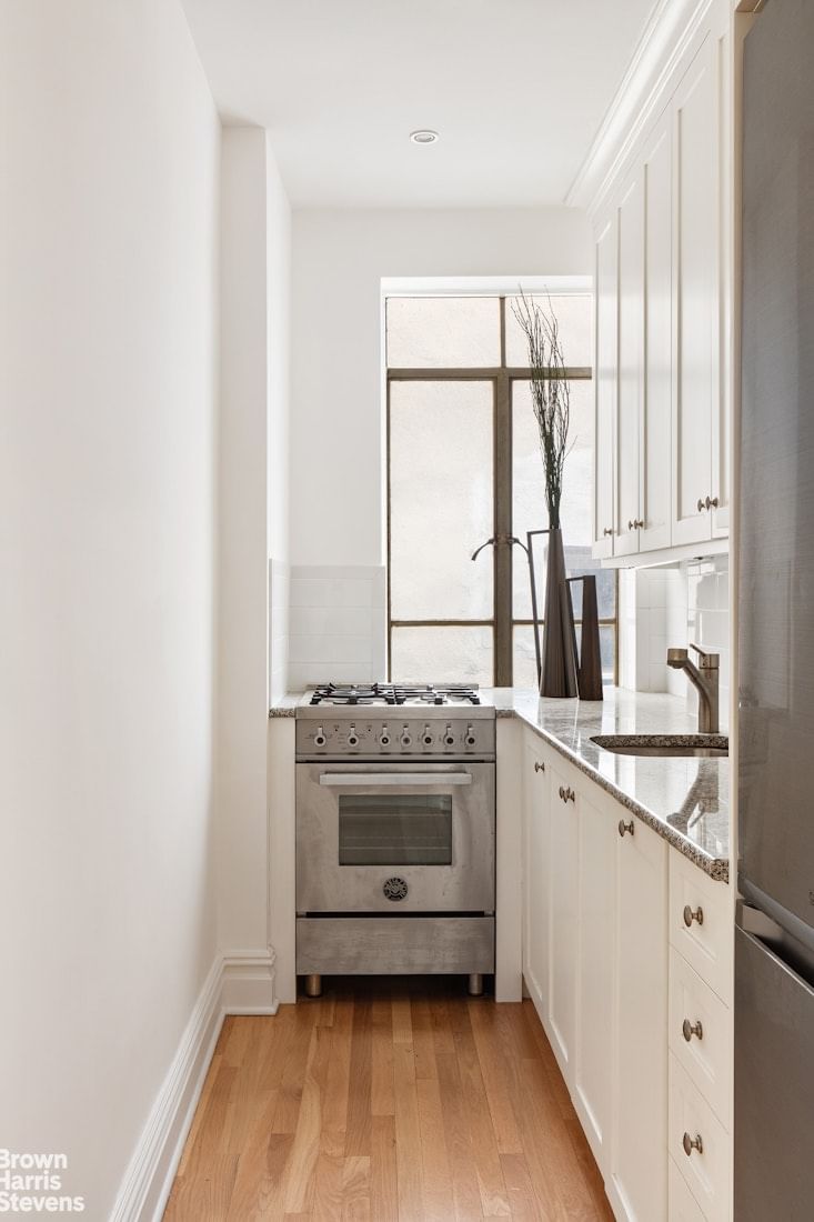 Real estate property located at 255 23RD #5EB, New York, Chelsea, New York City, NY, US