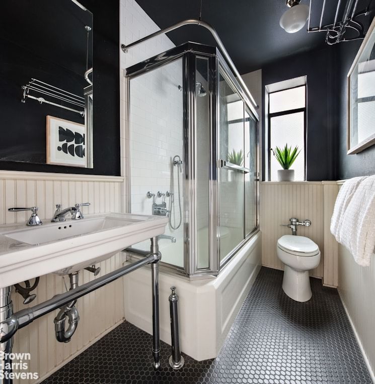 Real estate property located at 255 23RD #5EB, New York, Chelsea, New York City, NY, US