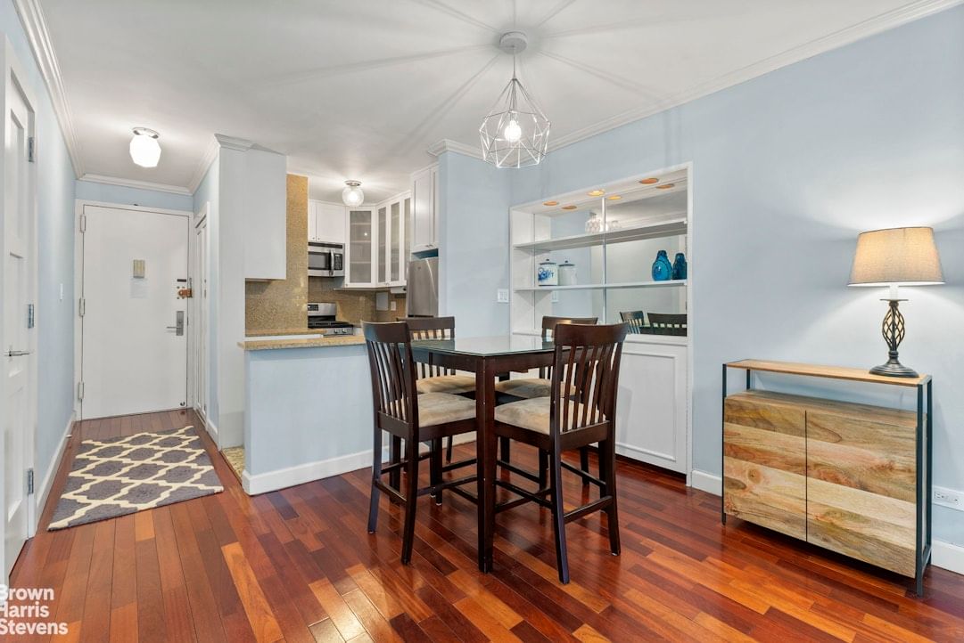 Real estate property located at 32 GRAMERCY #5F, New York, Gramercy Park, New York City, NY, US