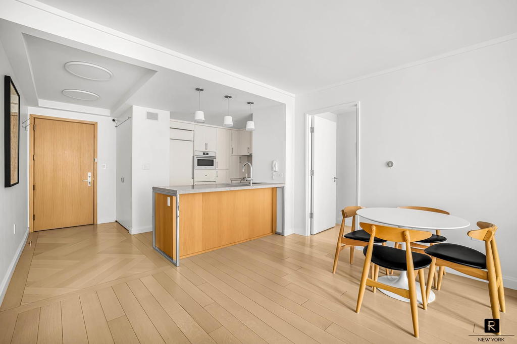 Real estate property located at 212 Warren #9-R, New York, Battery Park City, New York City, NY, US