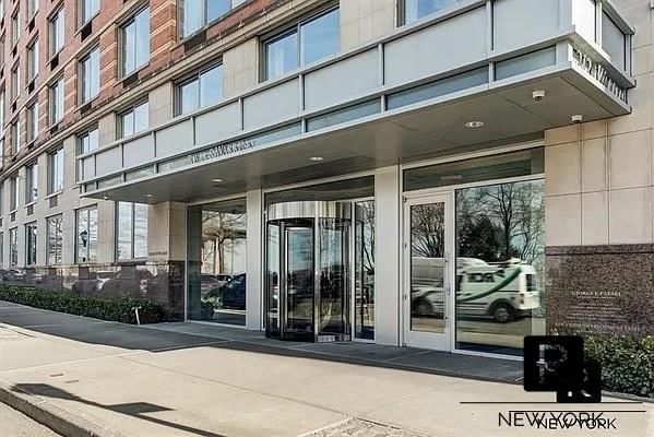 Real estate property located at 212 Warren #9-R, New York, Battery Park City, New York City, NY, US
