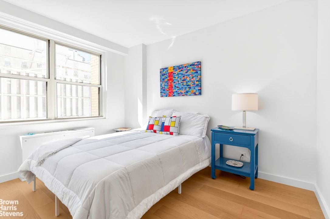 Real estate property located at 520 72ND #8U, New York, Lenox Hill, New York City, NY, US