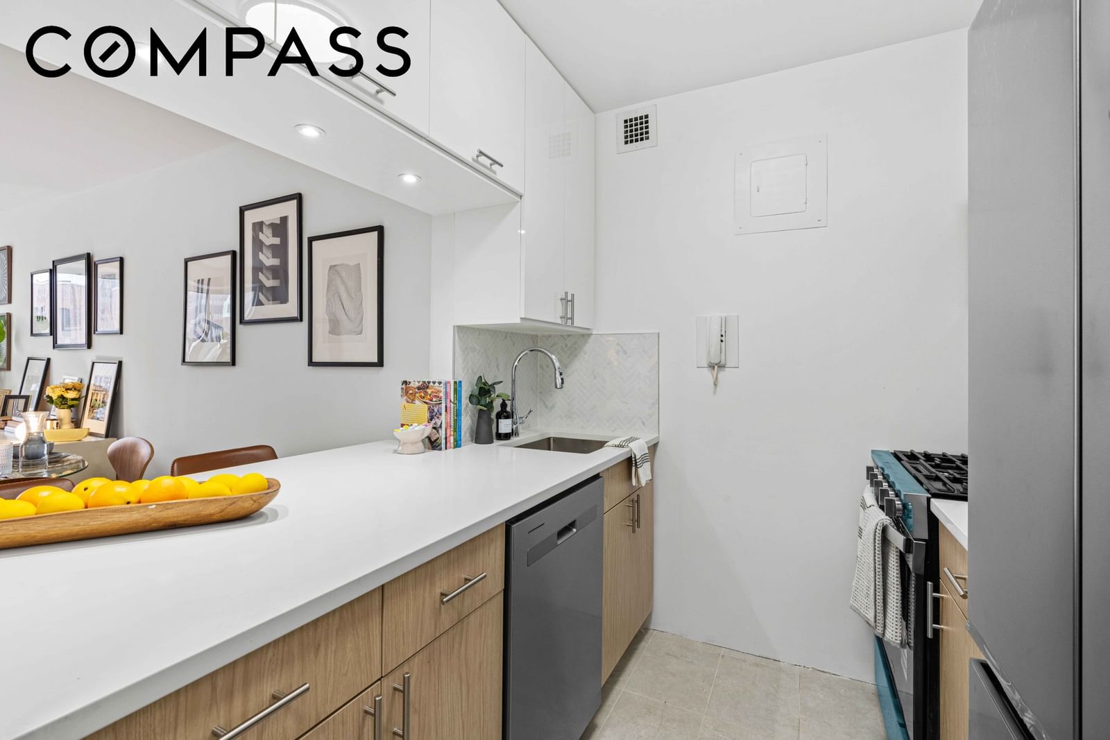 Real estate property located at 400 54th #22D, New York, Midtown East, New York City, NY, US
