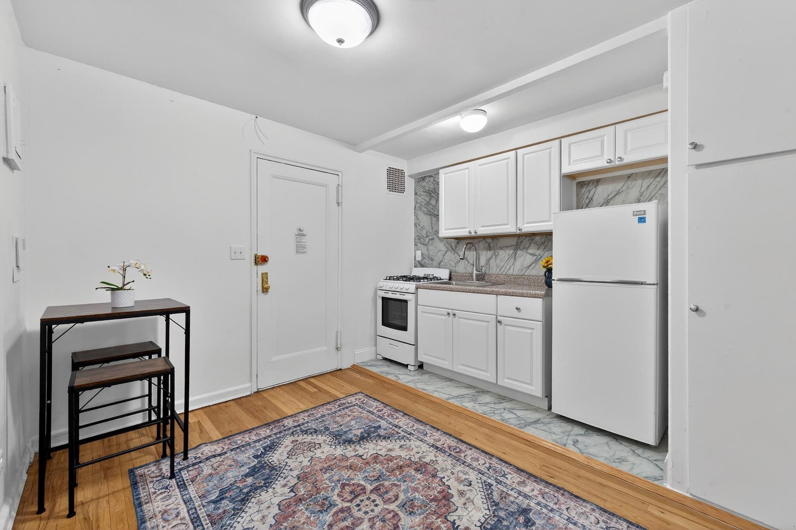 Real estate property located at 37-20 87th #1-D, Queens, Jackson Heights, New York City, NY, US