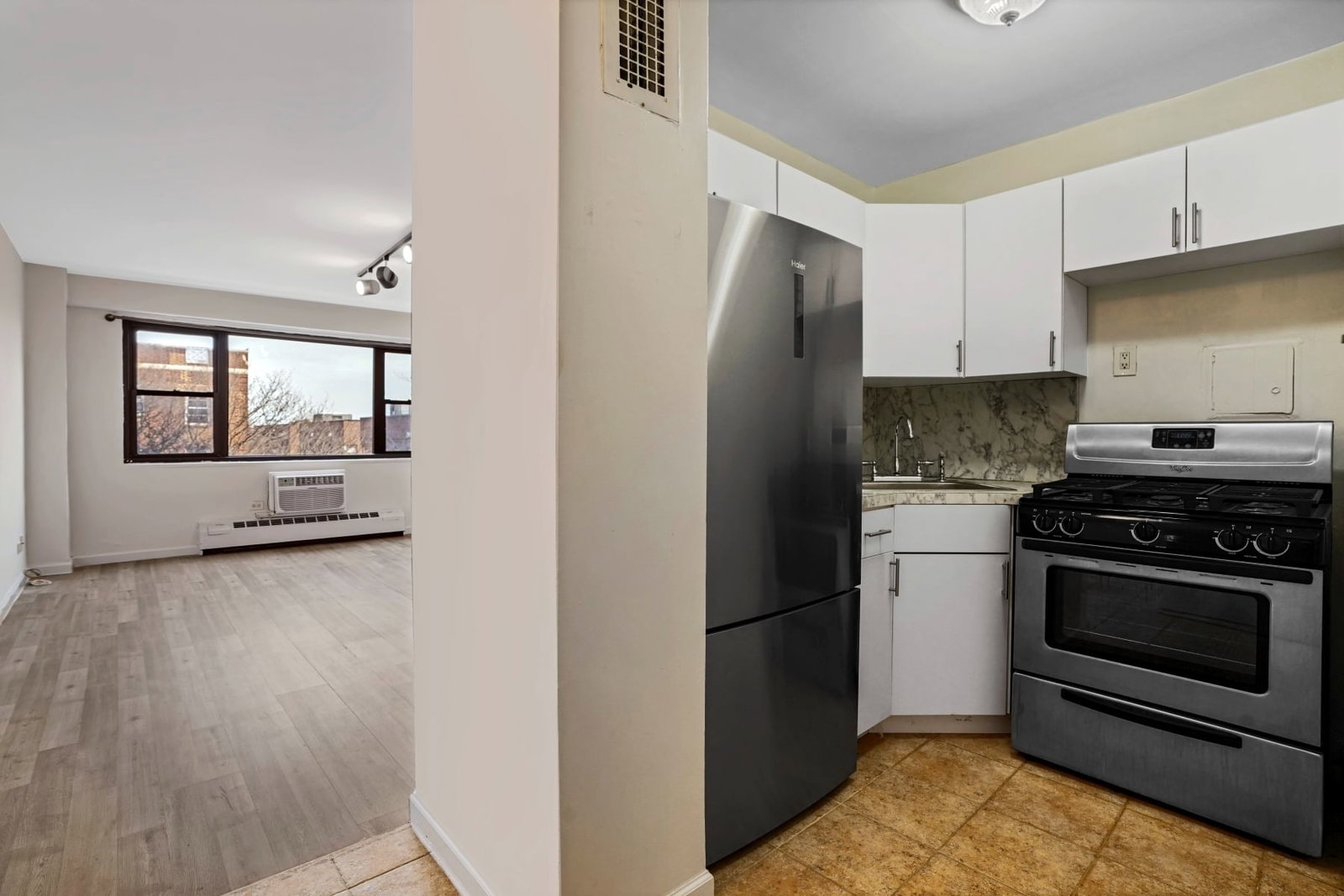 Real estate property located at 83-60 118th #7K, Queens, Kew Gardens, New York City, NY, US