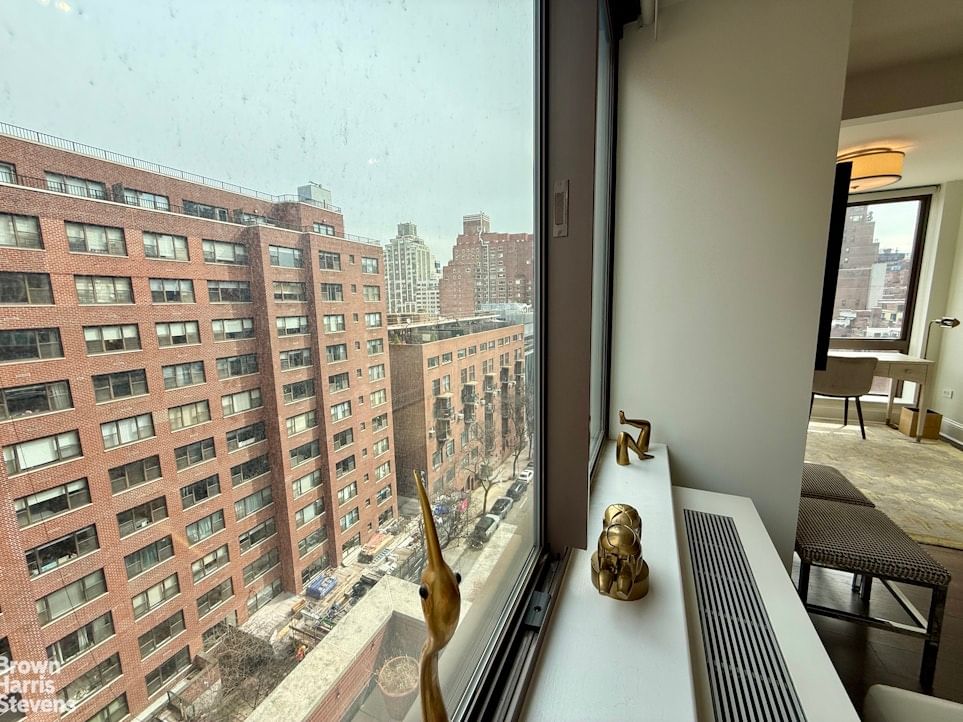 Real estate property located at 300 64TH #10C, New York, Lenox Hill, New York City, NY, US