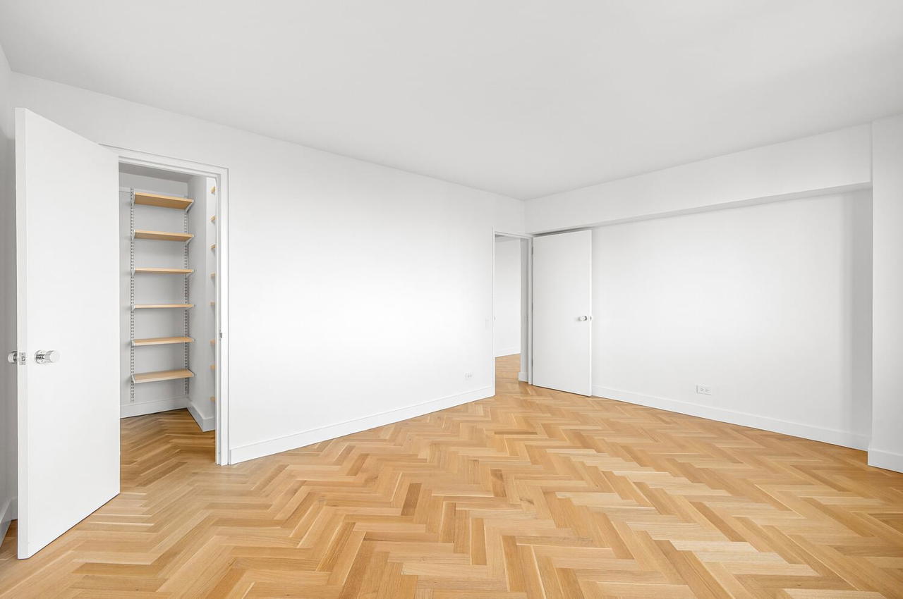 Real estate property located at 45 67TH #25F, New York, Lincoln Square, New York City, NY, US