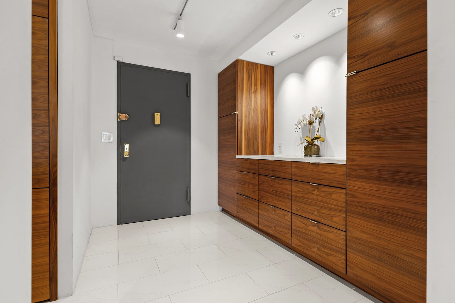 Real estate property located at 305 24TH #20M, New York, Kips Bay, New York City, NY, US