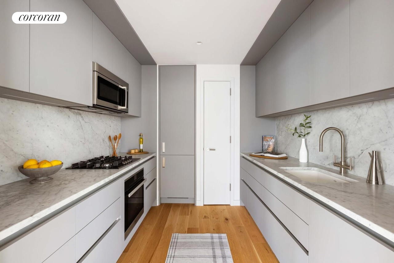 Real estate property located at 547 47TH #1112, New York, Hell's Kitchen, New York City, NY, US