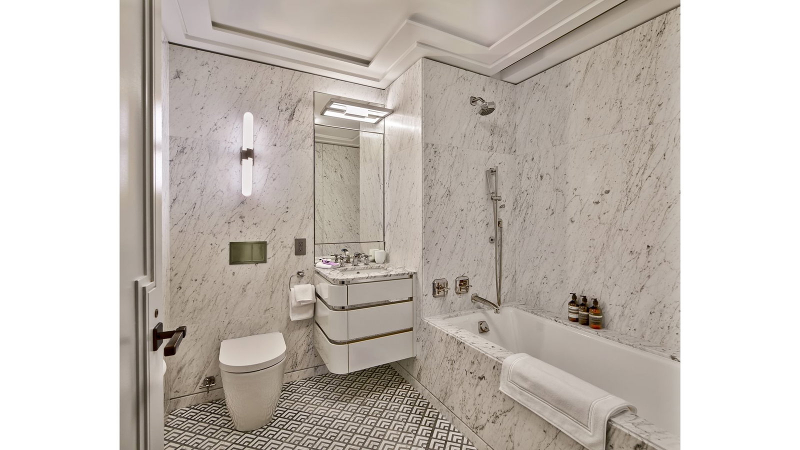 Real estate property located at 303 PARK #2105, New York, Midtown East, New York City, NY, US