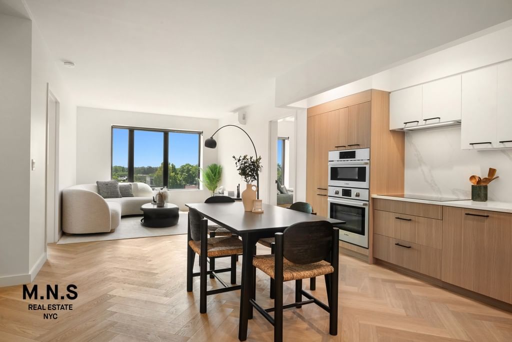 Real estate property located at 22-54 46th #504, Queens, Ditmars Steinway, New York City, NY, US