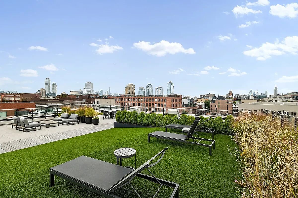 Real estate property located at 215 10TH #4E, Kings, Williamsburg, New York City, NY, US