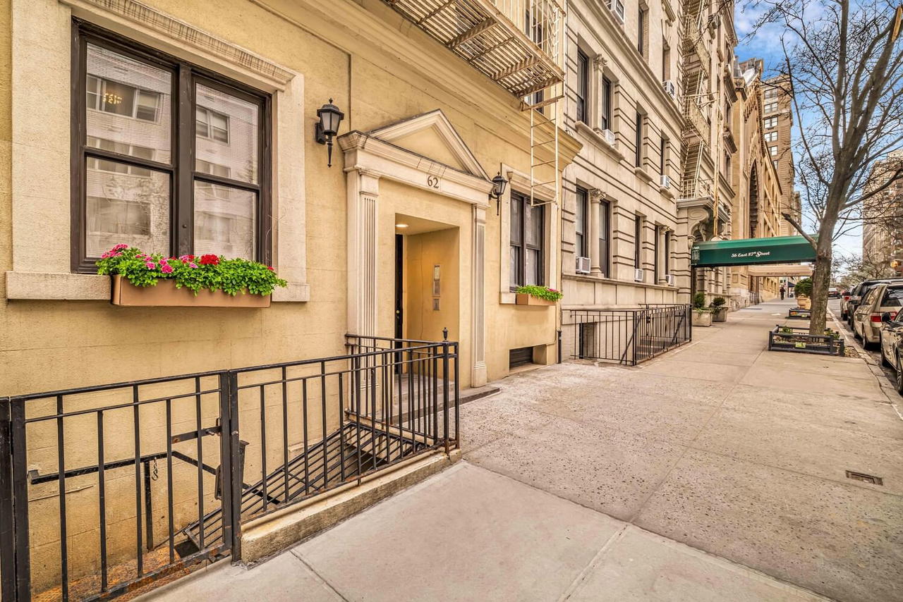 Real estate property located at 62 87TH #4C, New York, Carnegie Hill, New York City, NY, US