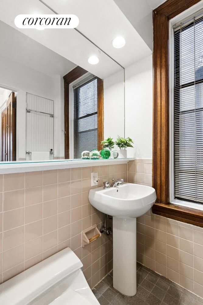 Real estate property located at 400 3rd #2L, Kings, Park Slope, New York City, NY, US