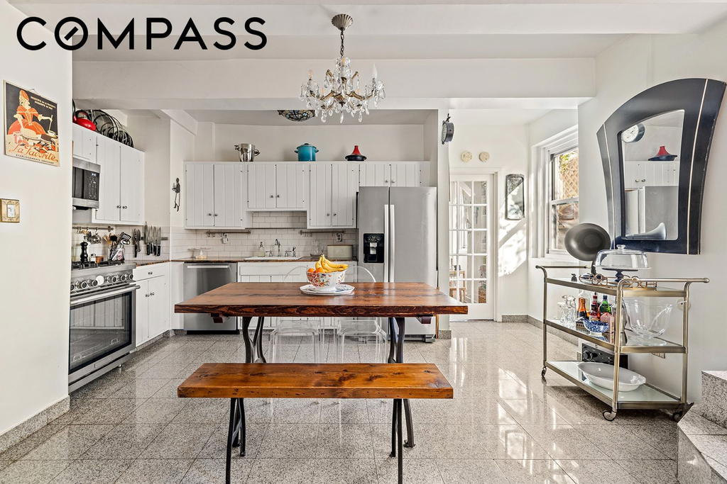 Real estate property located at 2166 Broadway #4C, New York, Upper West Side, New York City, NY, US