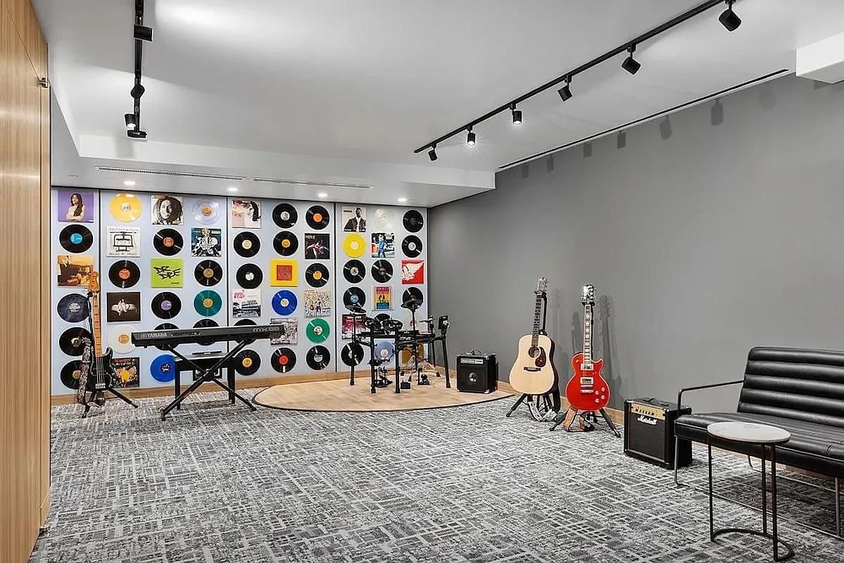 Real estate property located at 46-30 Center #1503, Queens, Long Island City, New York City, NY, US