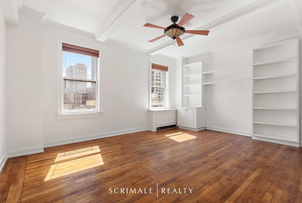 Real estate property located at 330 72ND #8C, New York, Lincoln Square, New York City, NY, US