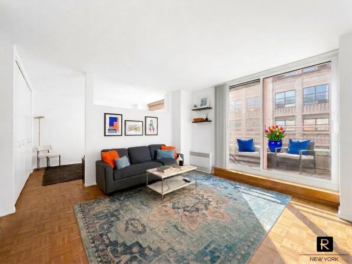 Real estate property located at 350 50th #5-W, New York, Hell's Kitchen, New York City, NY, US