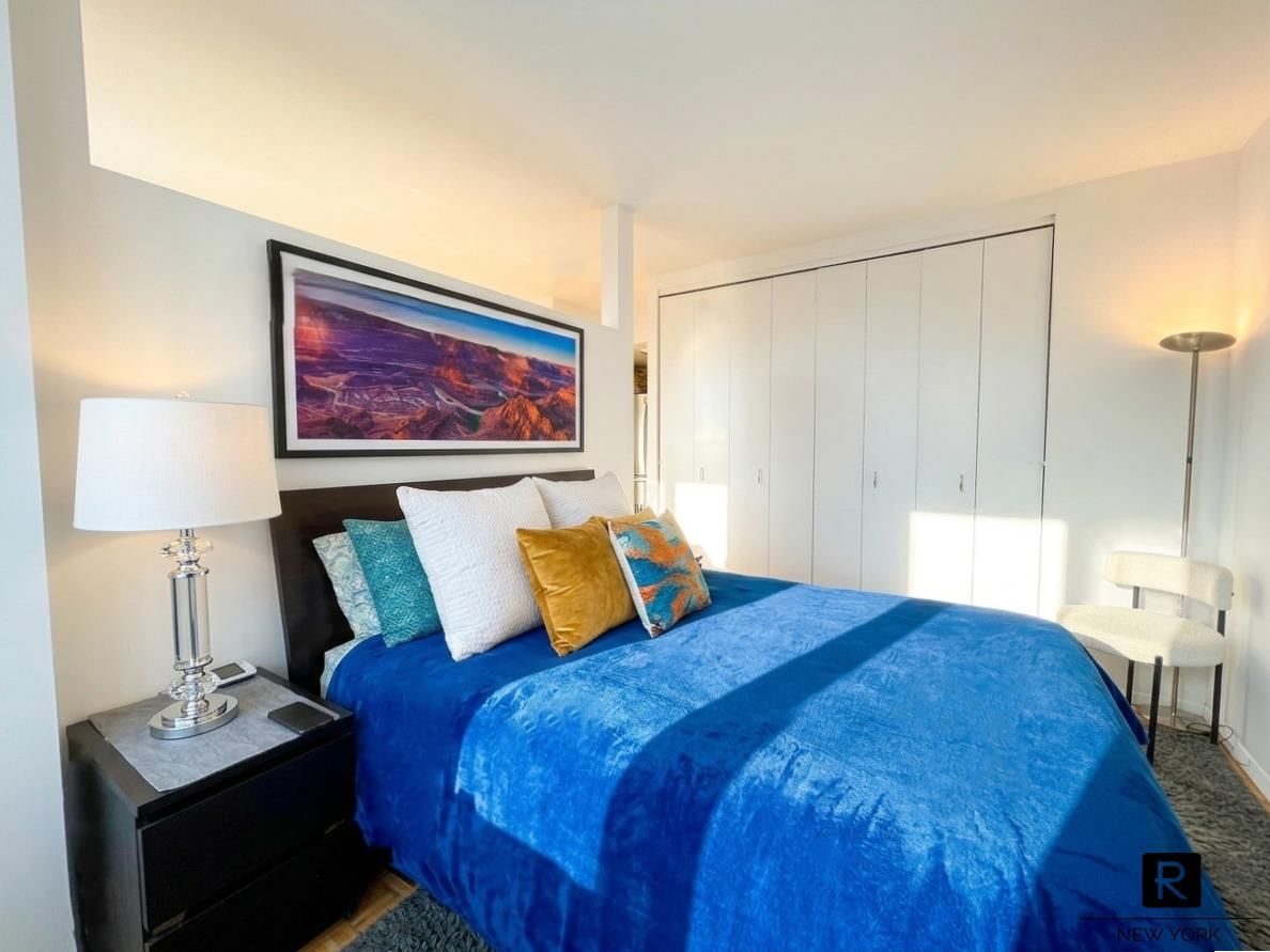 Real estate property located at 350 50th #5-W, New York, Hell's Kitchen, New York City, NY, US